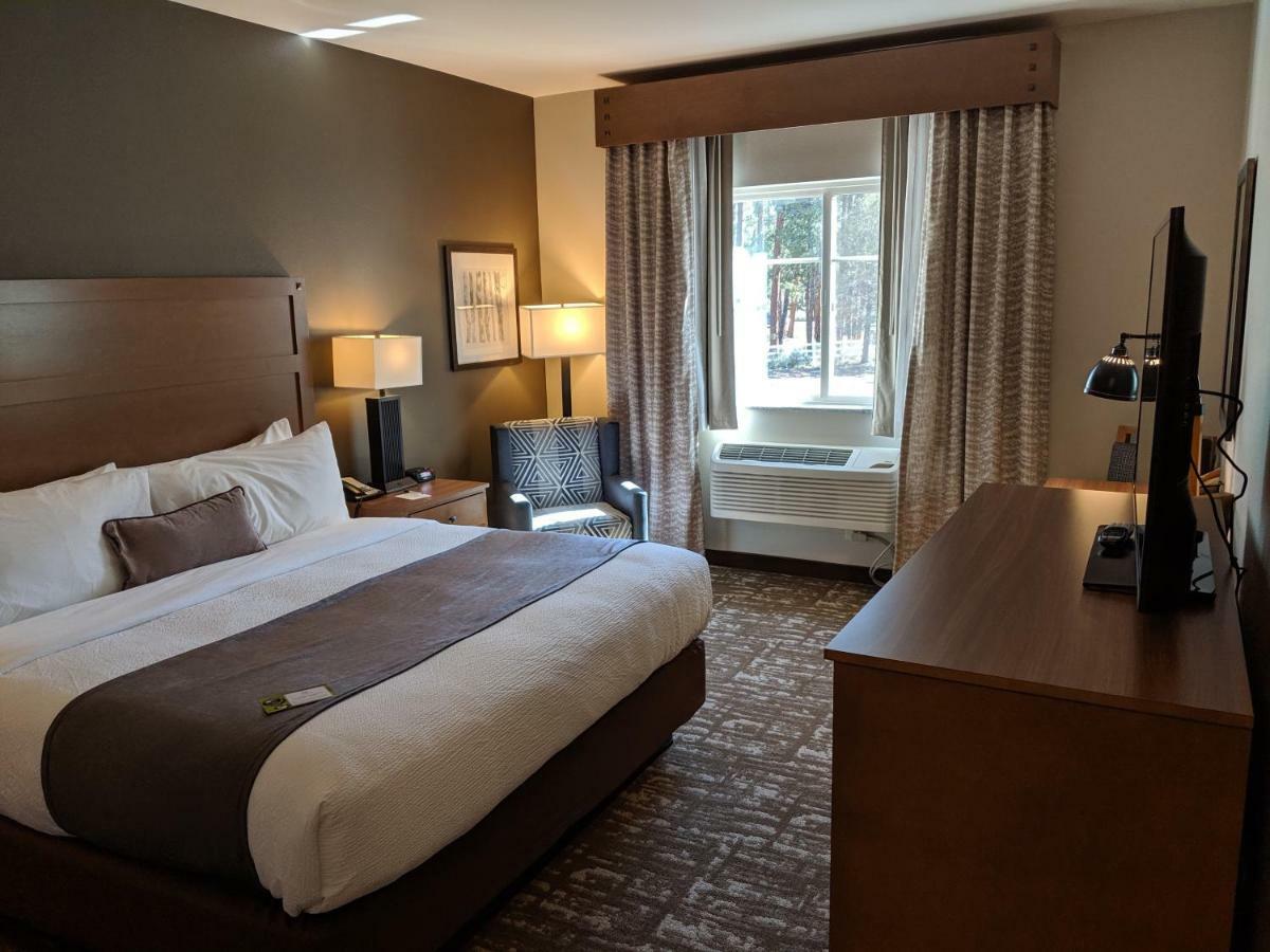 Grandstay Hotel & Suites Sisters Eksteriør billede